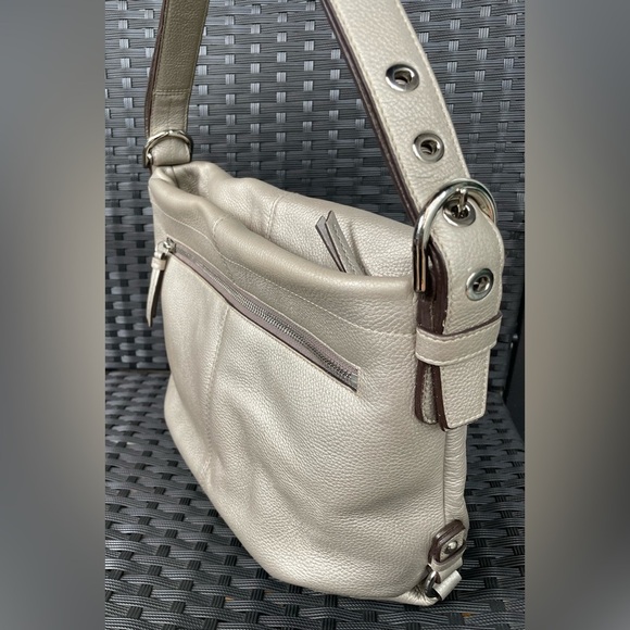 COACH BAG,Coach Metallic Silver Bag. - Picture 11 of 17